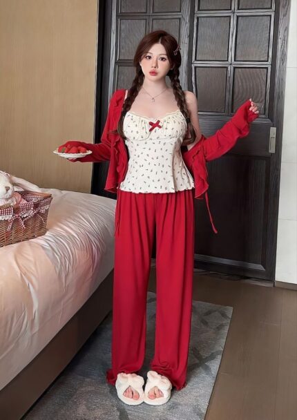 Chic Pajama for Ladies